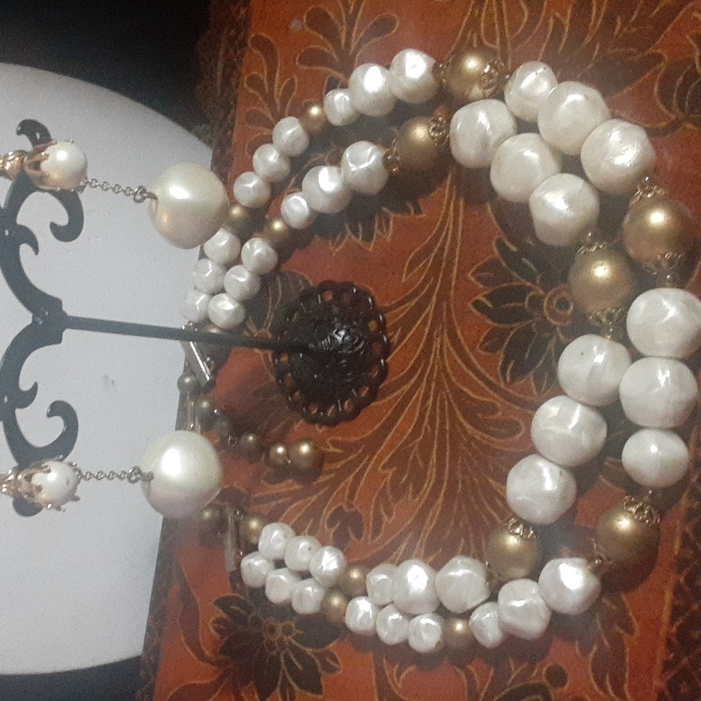 c1940's STAR Jewelry Co. Faux Pearl Collar Necklace w/ Faux Pearl Drop Earrings